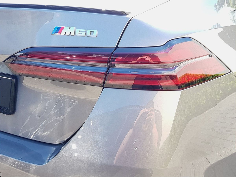 2025 BMW i5 - image 18