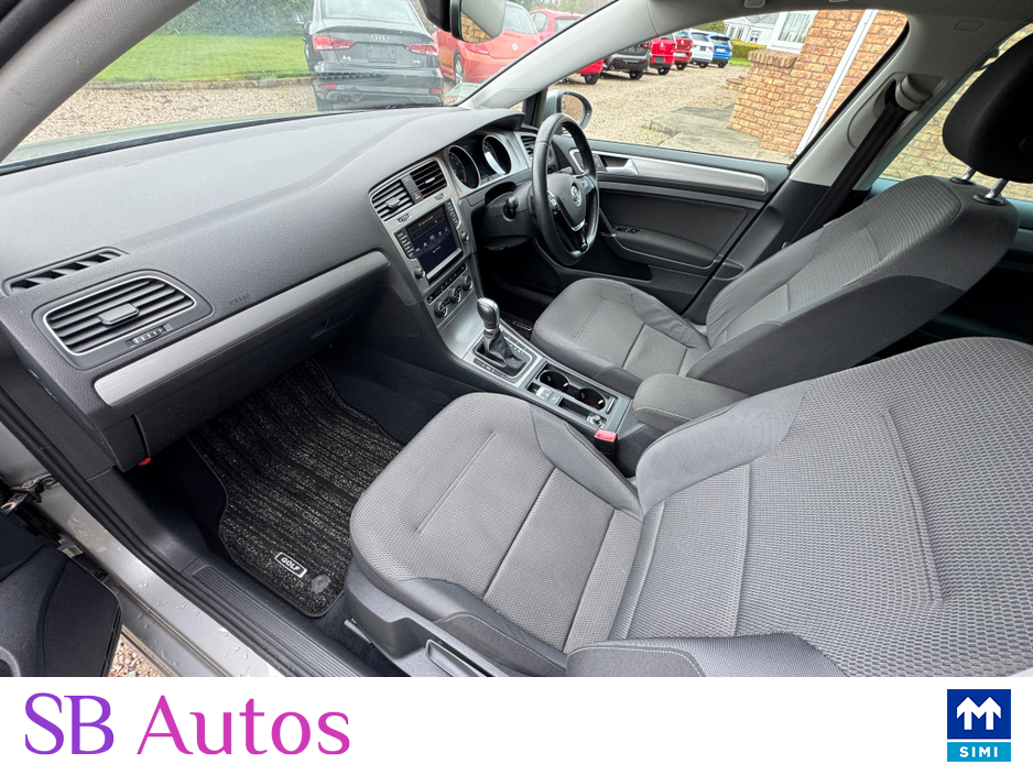 2017 Volkswagen Golf - image 11