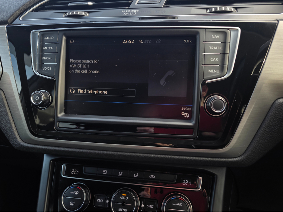 2016 Volkswagen Touran ( 162 REG ) 1.4 TSI 7 SEATER CARPLAY ANDROID AUTO LARGE TOUCH SCREEN - SPECIALISING IN IMPORTS OF GERMAN AUTOMATIC HI SPEC €16,950