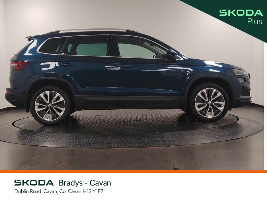 2023 Skoda Karoq - image 11