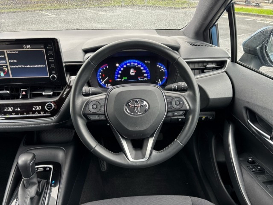 2019 Toyota Corolla - image 9