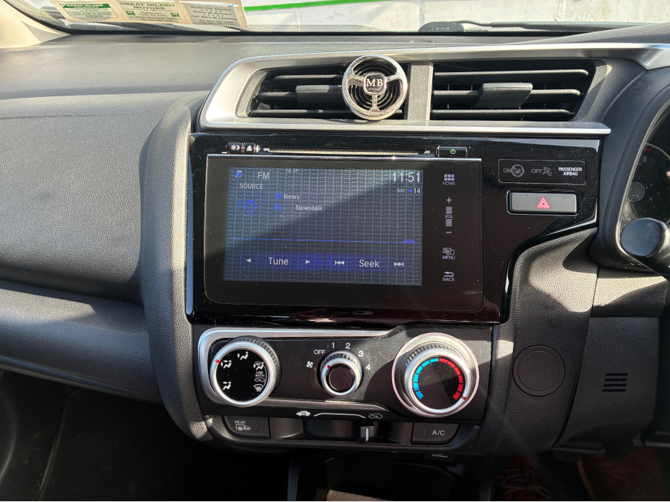 2018 Honda Jazz - image 15