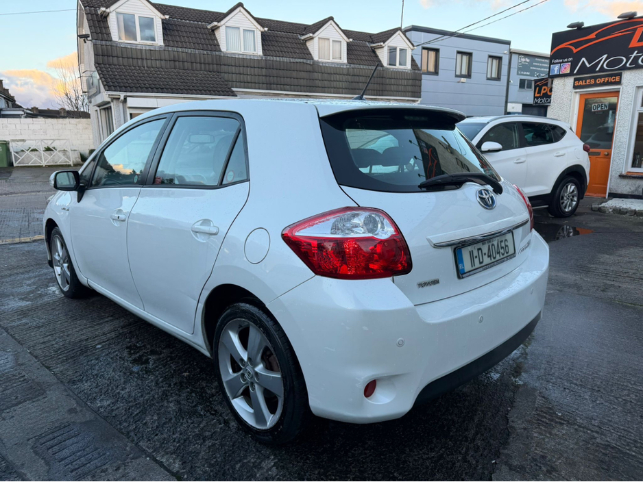 2011 Toyota Auris 1.8 HSD LUXURY 4DR AUTO €6,990