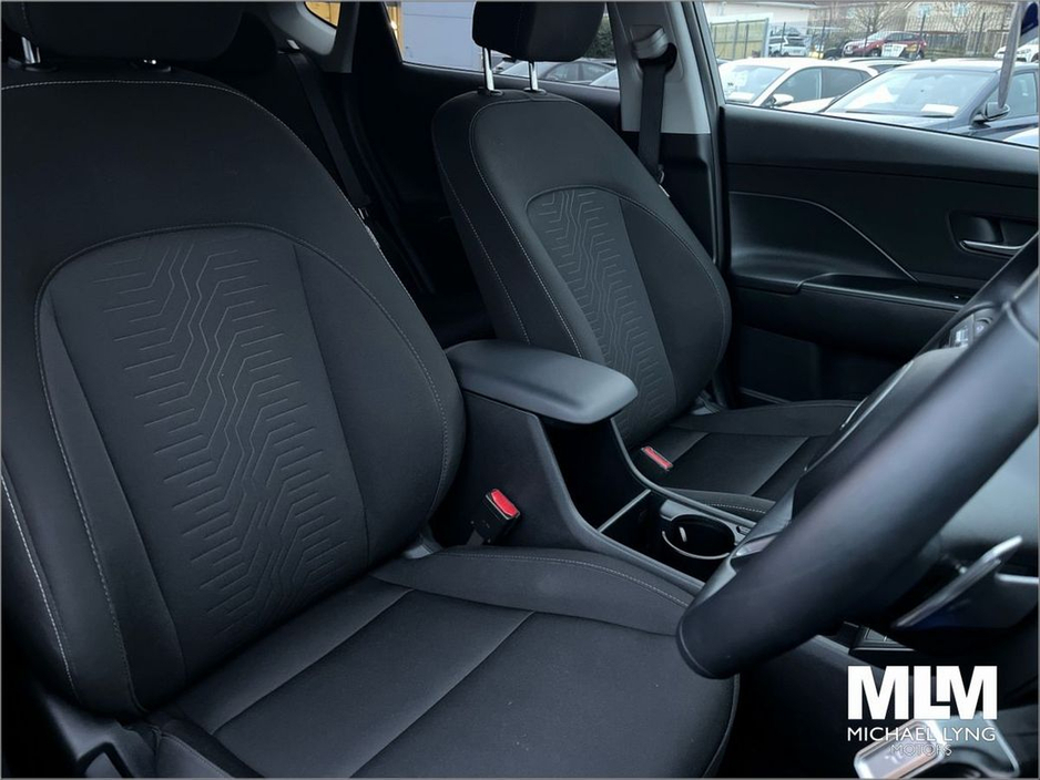 2025 Hyundai Kona 1.6 HYBRID Elegance Auto €34,495