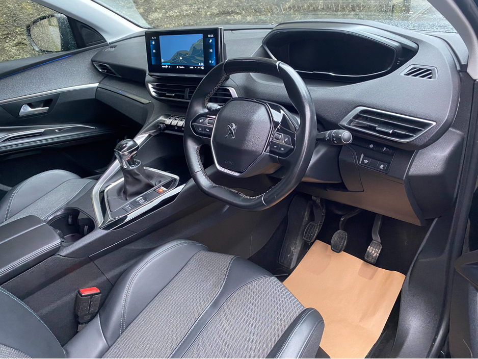 2022 Peugeot 3008 Allure Premium HDi 130 €24,750