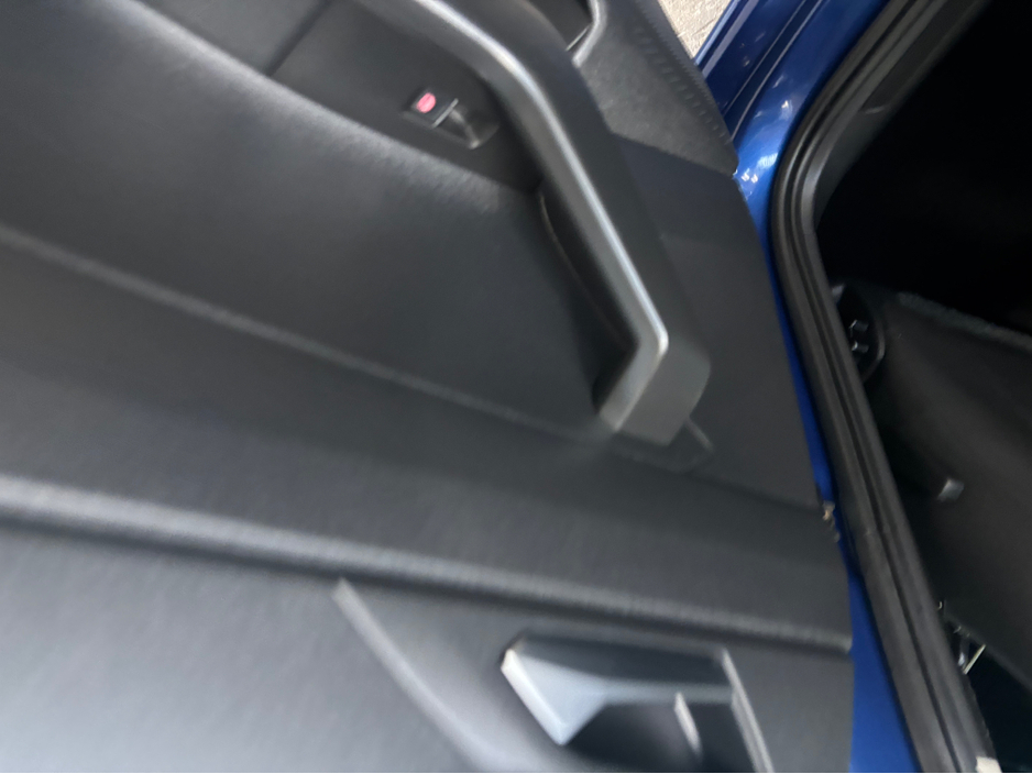 2018 Volkswagen Polo - image 9