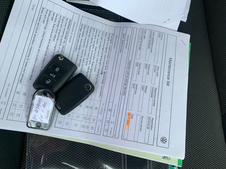 2019 Volkswagen T-Roc - image 41