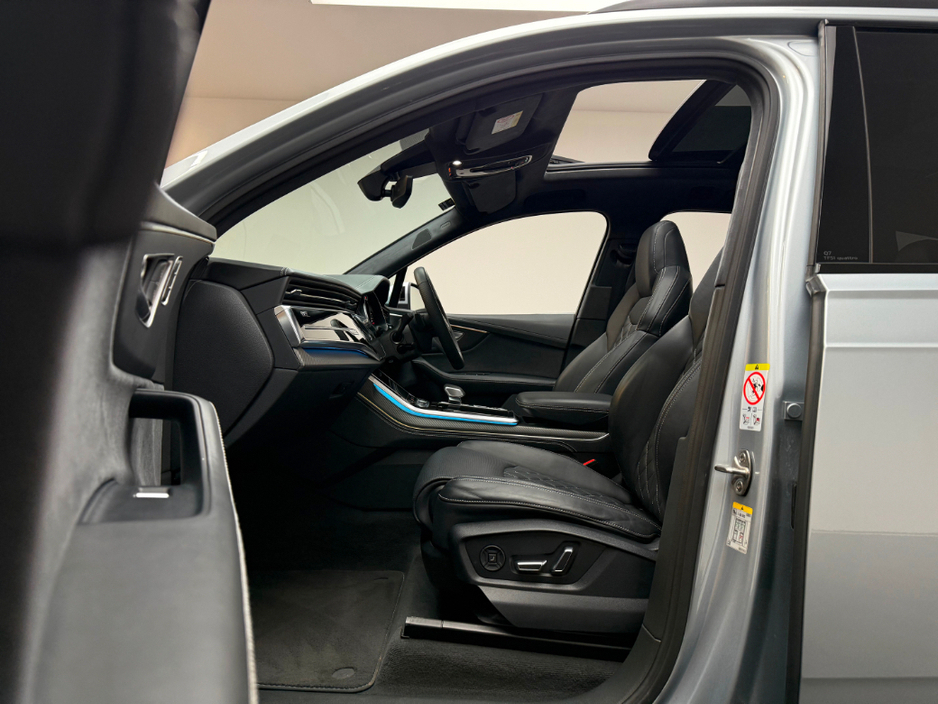 2024 Audi Q7 - image 14