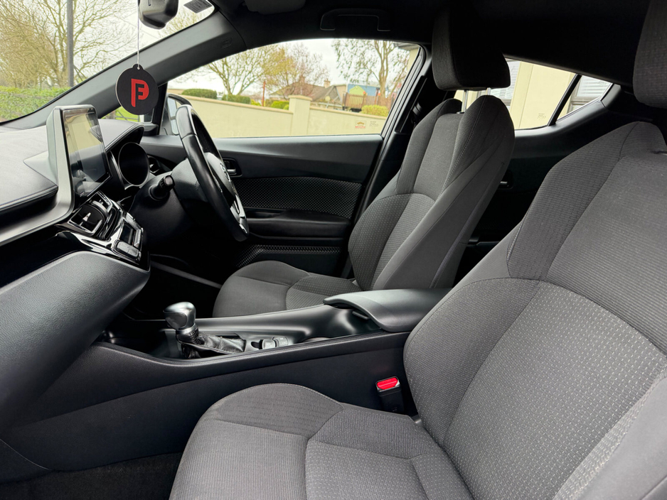 2018 Toyota C-HR - image 12