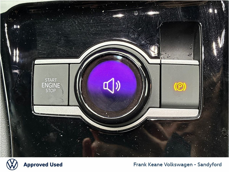 2025 Volkswagen Tiguan Tiguan R-Line Tsi Phev S-A R-Line TSi eHybrid 204 DSG 19.7 kWh Auto 2WD Start/Stop @frank Keane Volkswagen South Dublin €49,995