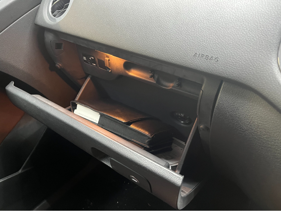 2013 Volkswagen Tiguan - image 16