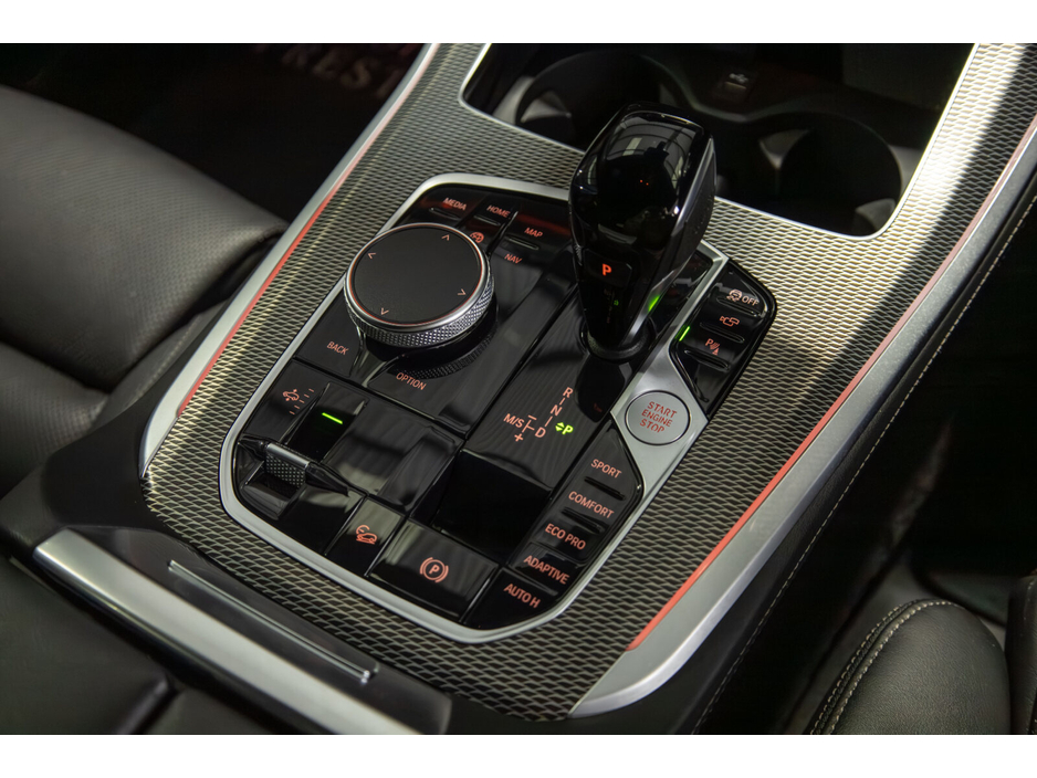 2023 BMW X5 - image 23