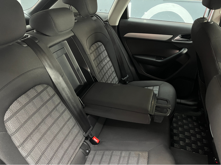 2015 Audi Q3 - image 14