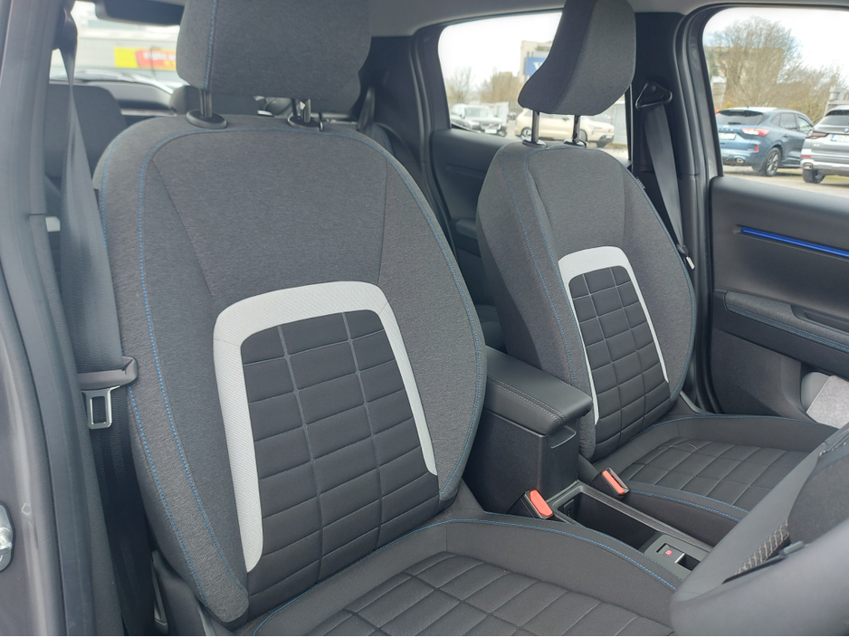 2025 Citroen C3 - image 15