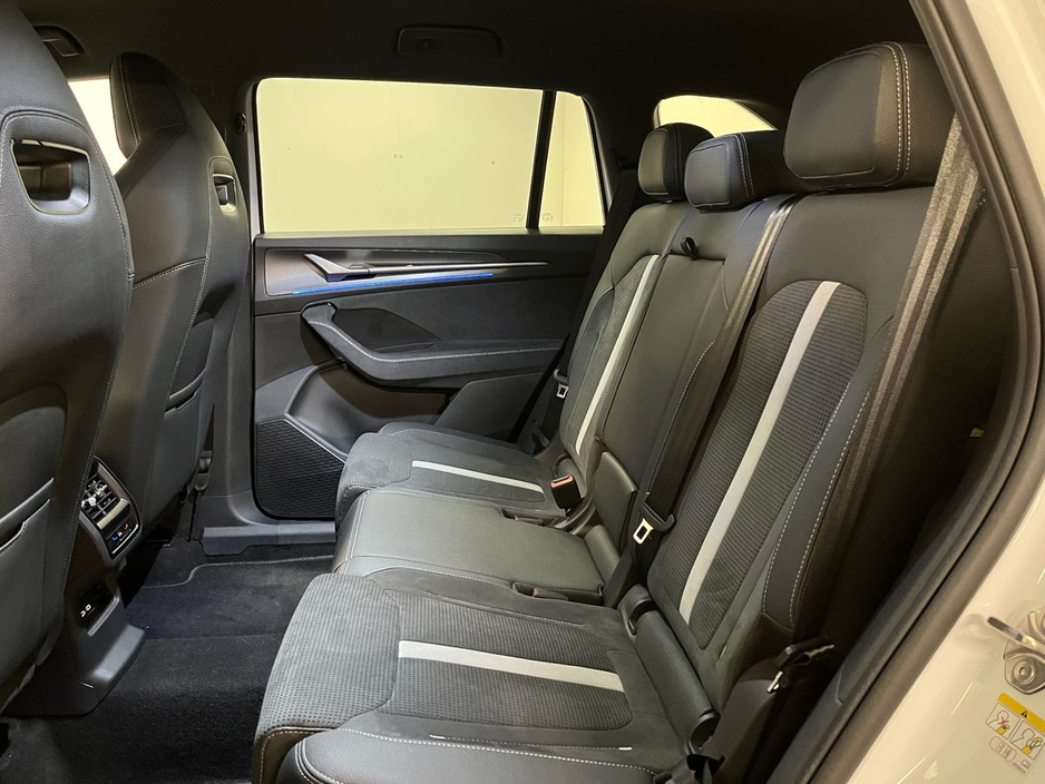 2025 Skoda Kodiaq Sportline IV 1.5TSi PHEV 204BHP - Reversing Camera - Climate Control - Sat Nav - Heated Seats - Keyless Start - Apple CarPlay/Android Auto €53,950