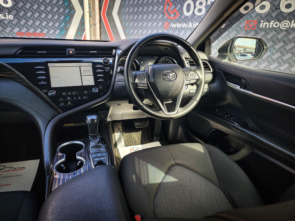 2020 Toyota Camry - image 17