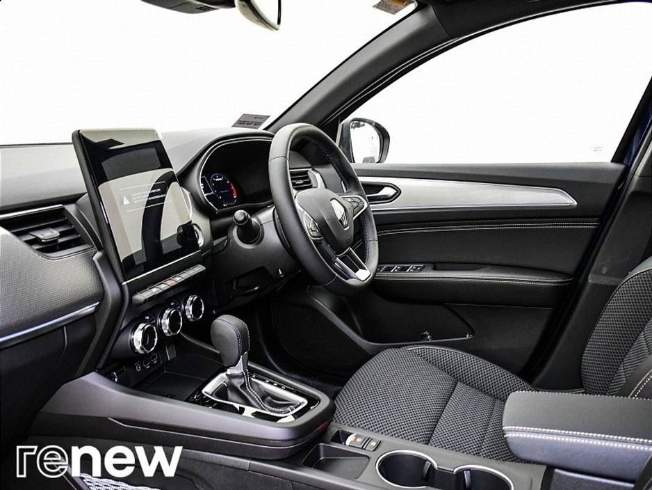 2025 Renault Arkana - image 5