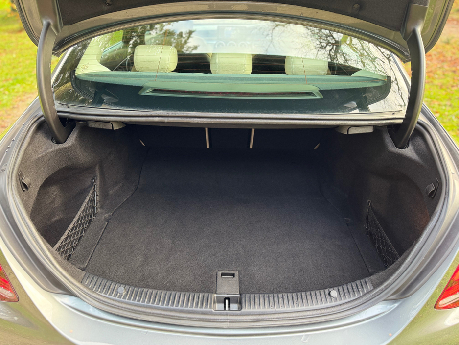 2019 Mercedes-Benz C Class - image 10