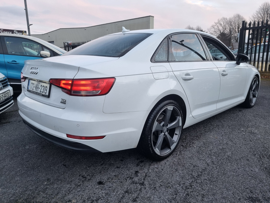 2017 Audi A4 - image 18