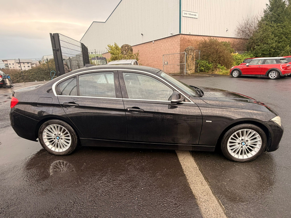 2012 BMW 3 Series  €11,500