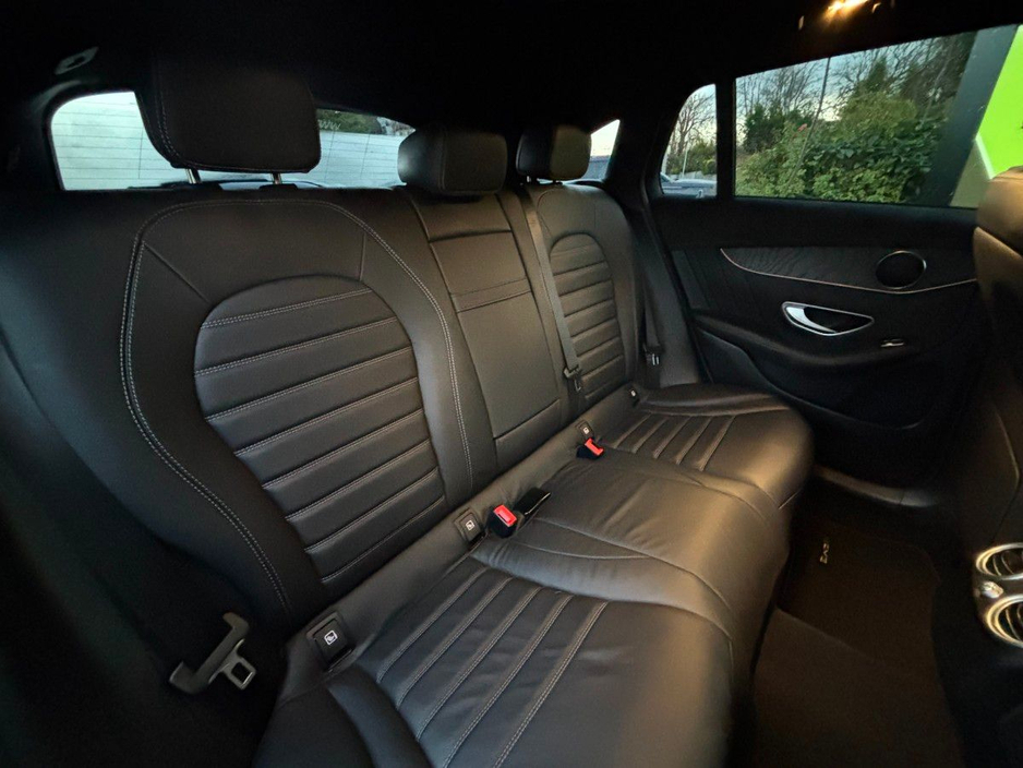 2023 Mercedes-Benz EQC PREMIUM PLUS 400 AMG LINE 4 MATIC SUNROOF €42,995