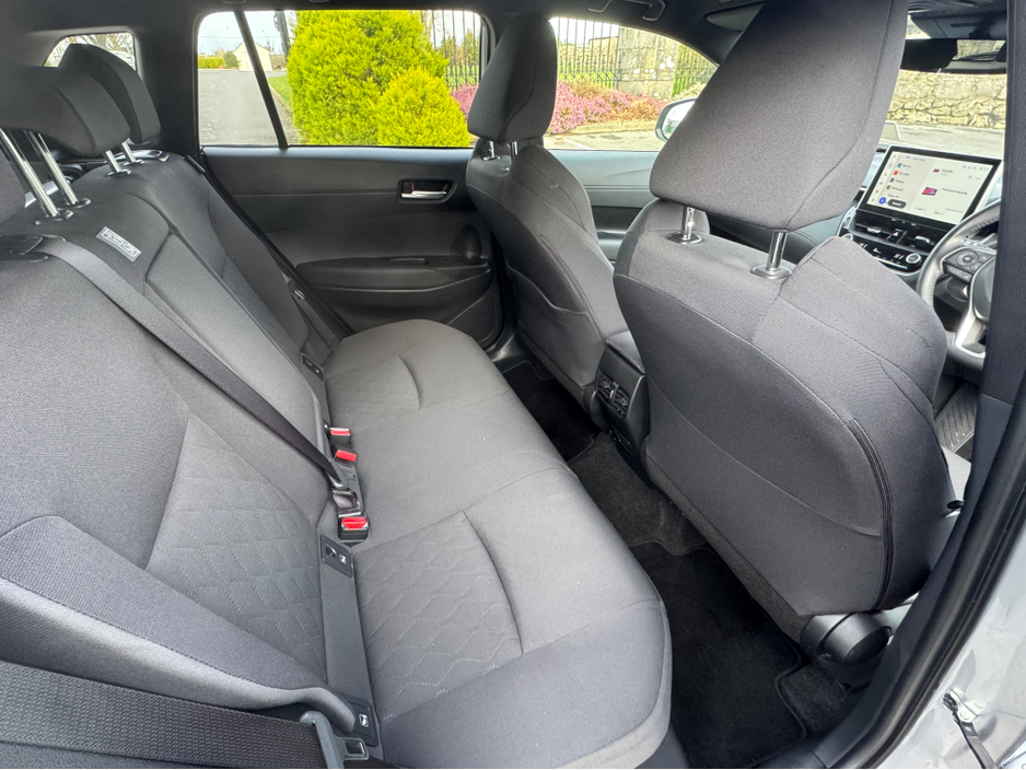 2024 Toyota Corolla Cross - image 14