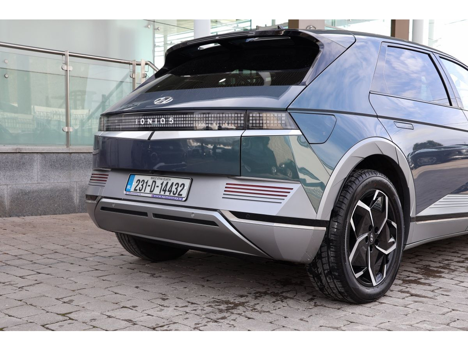 2023 Hyundai Ioniq 5 - image 9
