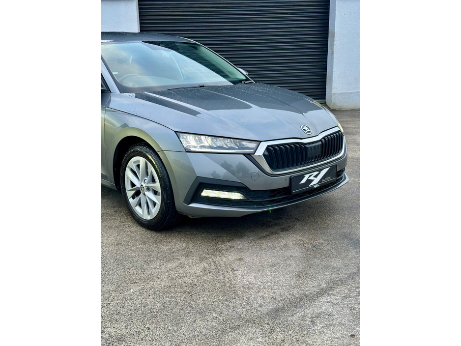 2024 Skoda Octavia OCTAVIA AMB 2.0TDI 115HP €30,995