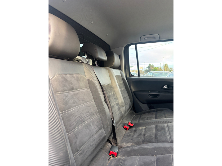 2019 Volkswagen Amarok - image 17