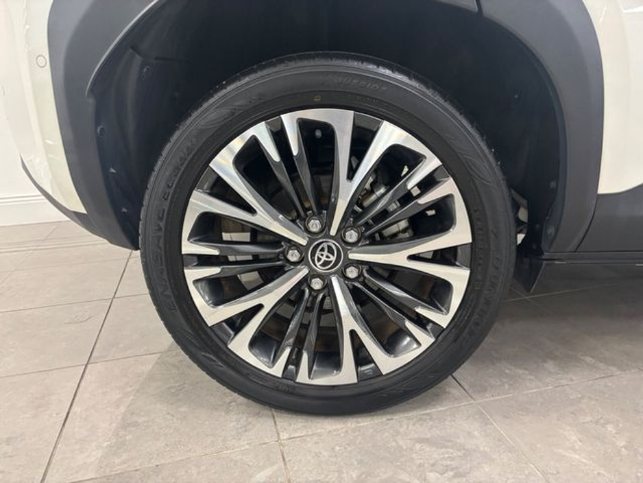 2021 Toyota Yaris Cross 1.5 Hybrid CVT Luna Sport €21,750