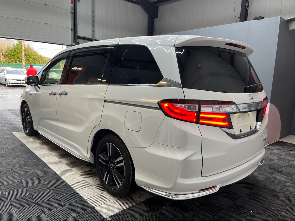 2017 Honda Odyssey €21950 2017 HONDA ODYSSEY 7 SEATER AUTOMATIC HYBRID ABSOLUTE SENSING  2.0 AUTOMATIC / ELECTRIC SEATS / REVERSE CAMERA / CRUISE CONTROL / AUTOMATIC DOORS €21,950
