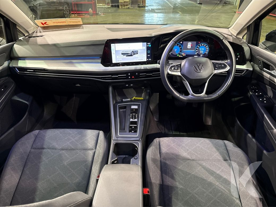 2023 Volkswagen Golf ETSI ACTIVE - FACTORY ALLOYS - DIGITAL DASH - PADDLE SHIFT - REVERSE CAMERA €27,950