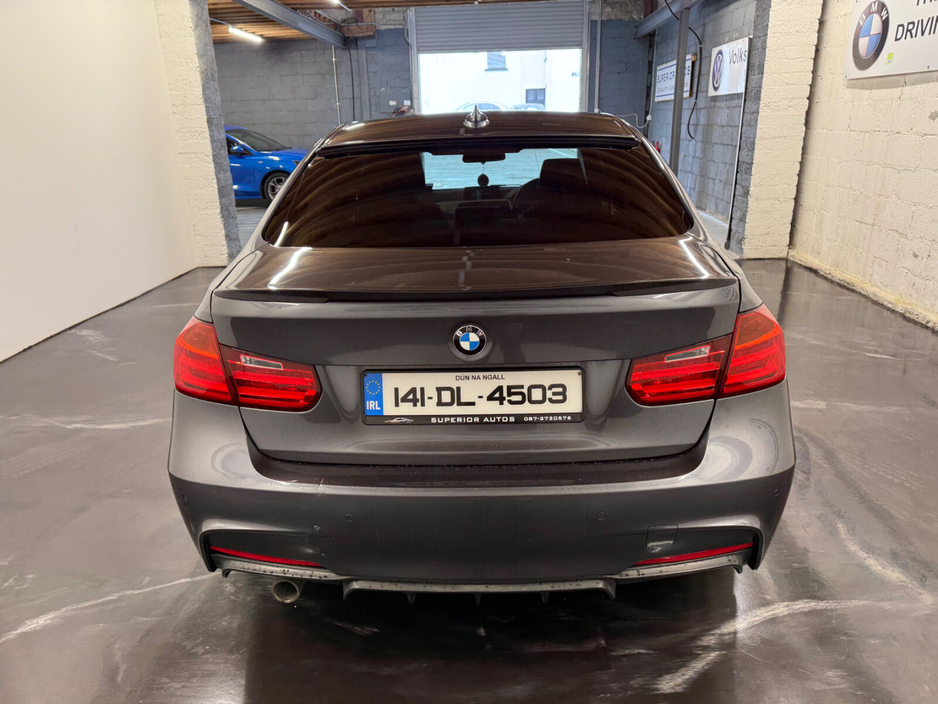 2014 BMW 3 Series - image 6