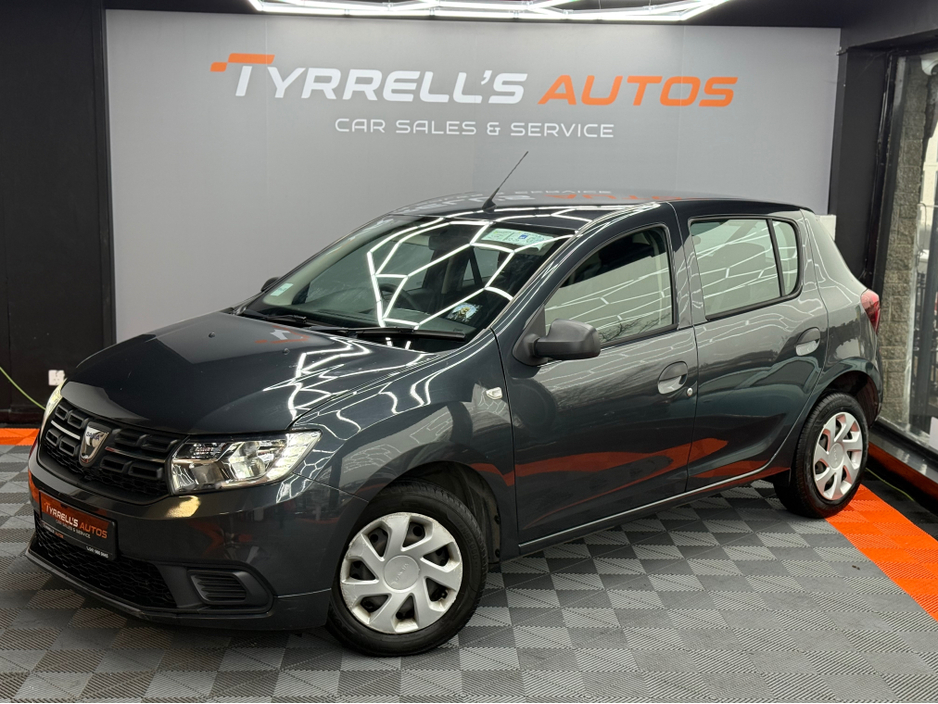 2020 Dacia Sandero - image 3