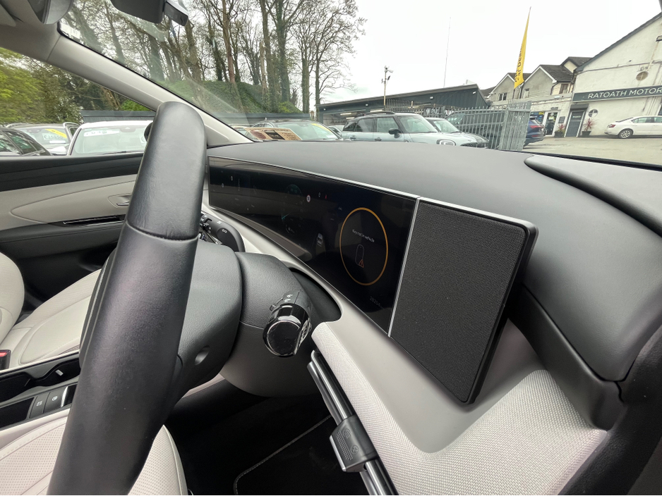 2025 Hyundai Tucson - image 16