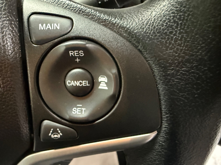 2018 Honda Jazz - image 16