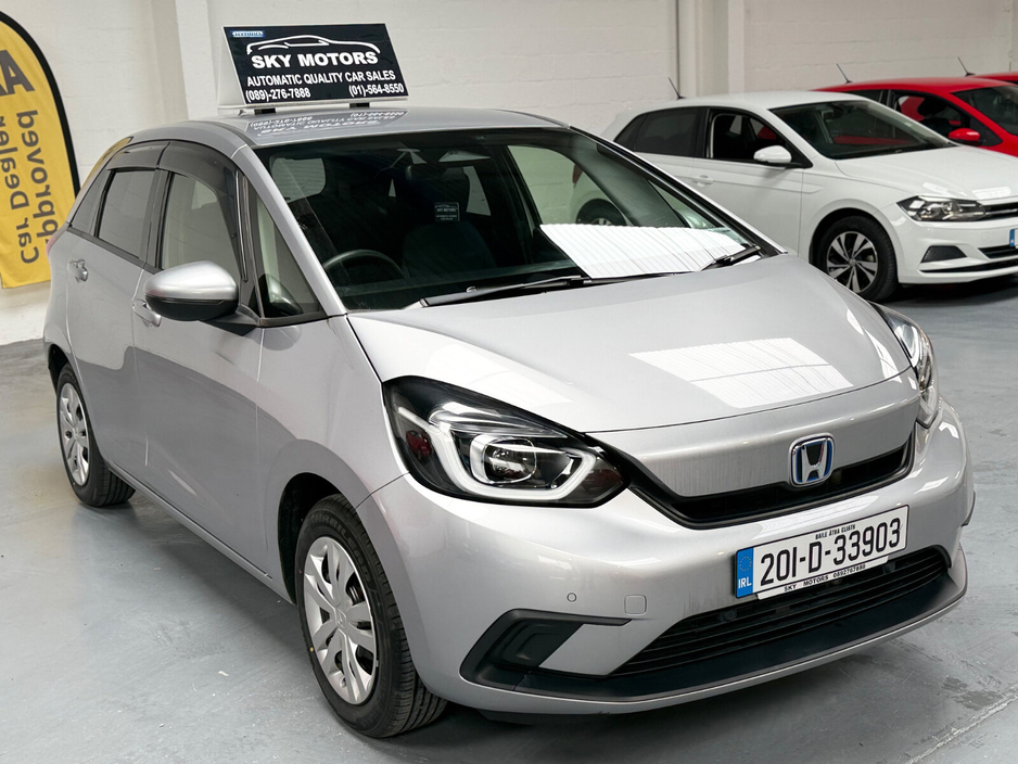 2020 Honda Fit - image 3