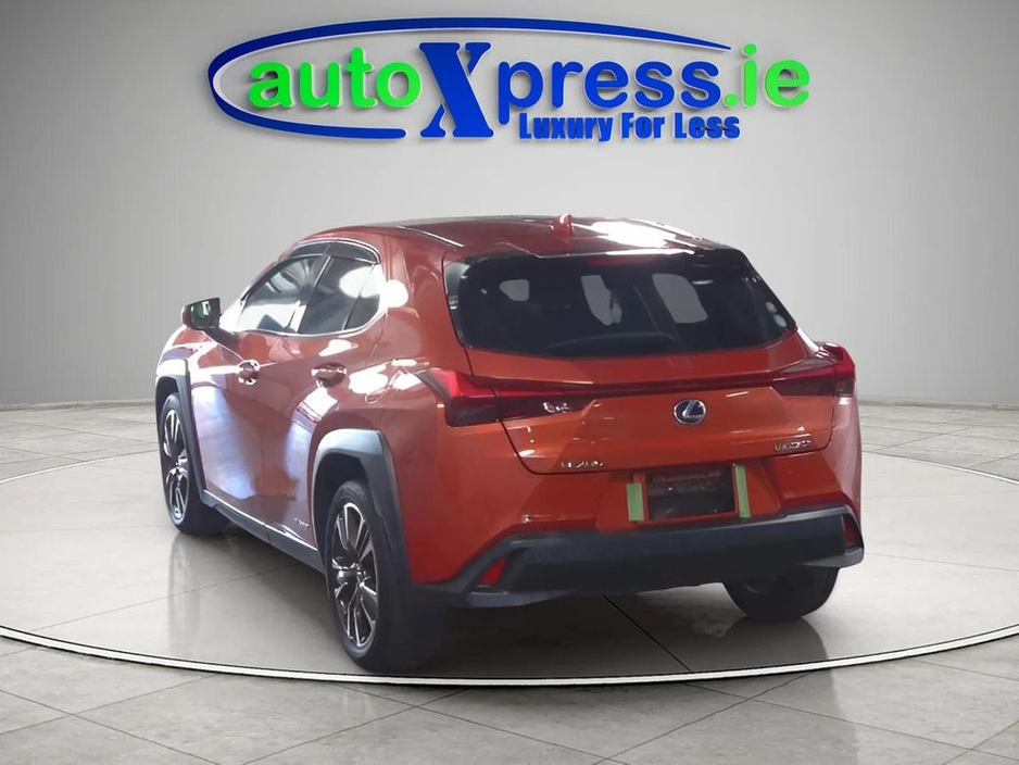 2019 Lexus UX 250 H VERSION L , Reversing camera, Low mileage