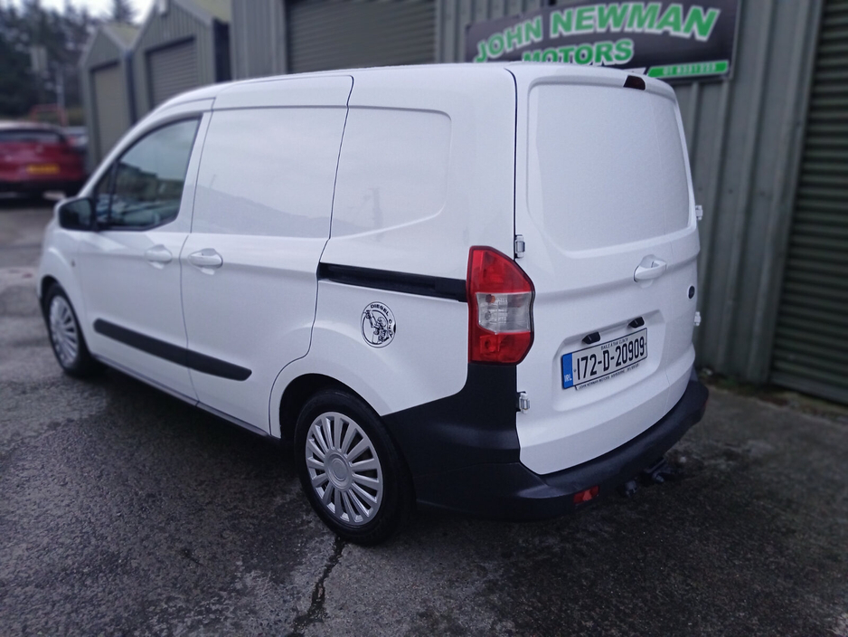 2017 Ford Transit Courier  €6,995