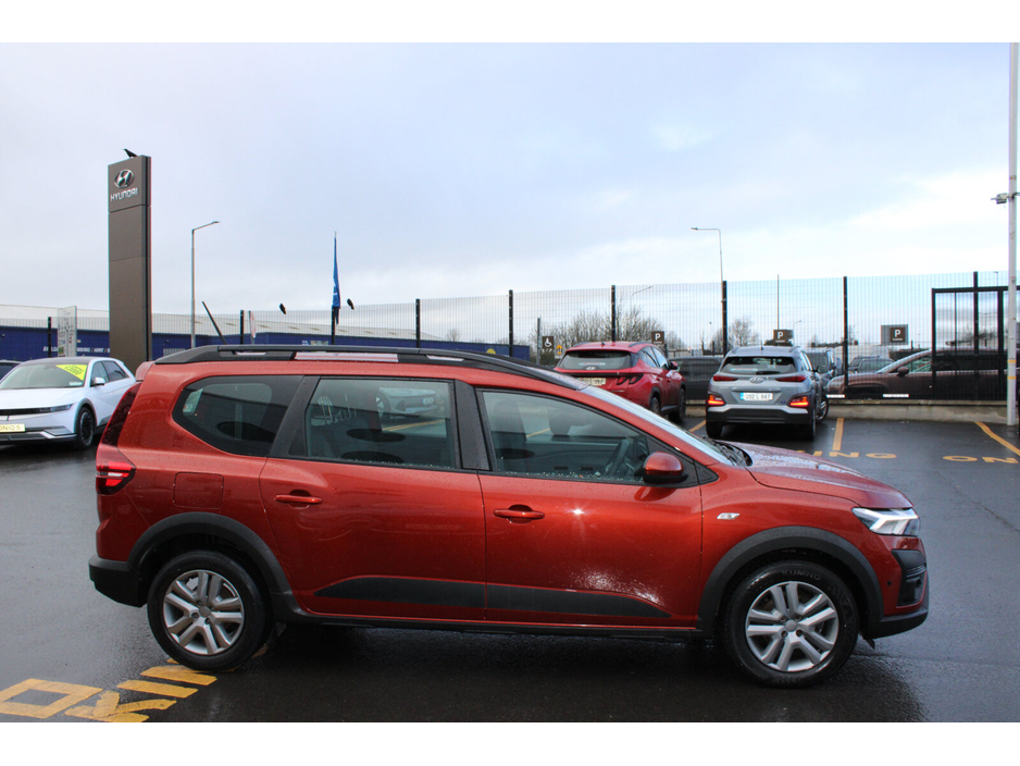 2023 Dacia Jogger TCe 110 Expression €21,950