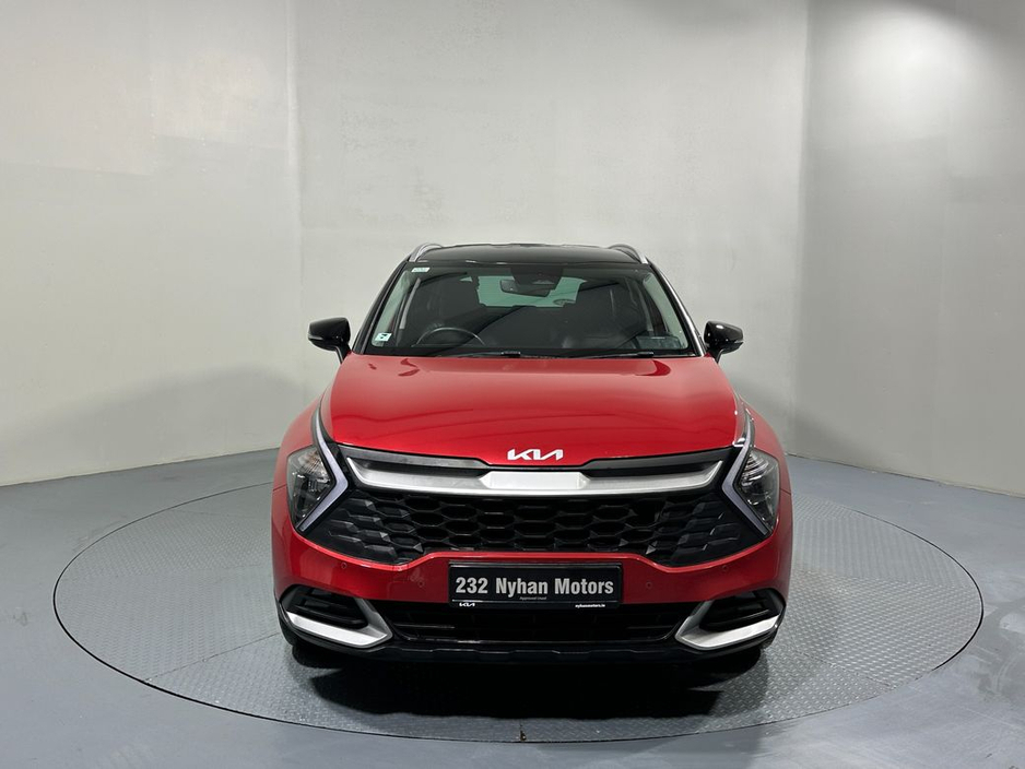 2023 Kia Sportage - image 2