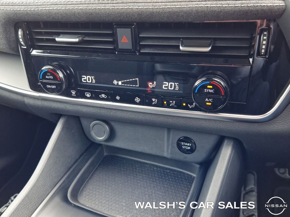 2025 Nissan Qashqai E-power SV MY24 04DR A €39,950