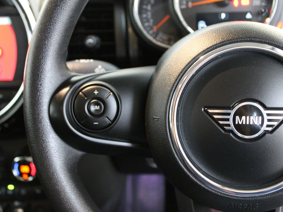 2020 MINI Cooper Classic CLA5 4DR Auto €23,250