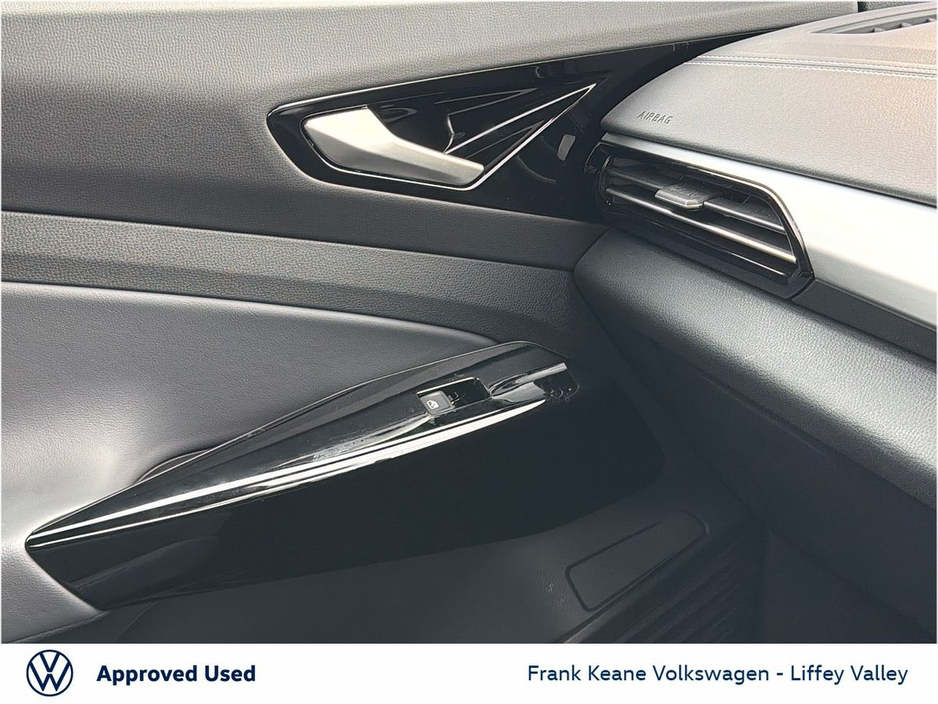 2025 Volkswagen ID.4 - image 18