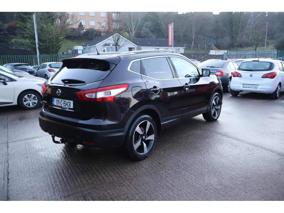 2017 Nissan Qashqai N-VISION 360 Huge Spec New Timing Belt Exceptional Condition! €13,995