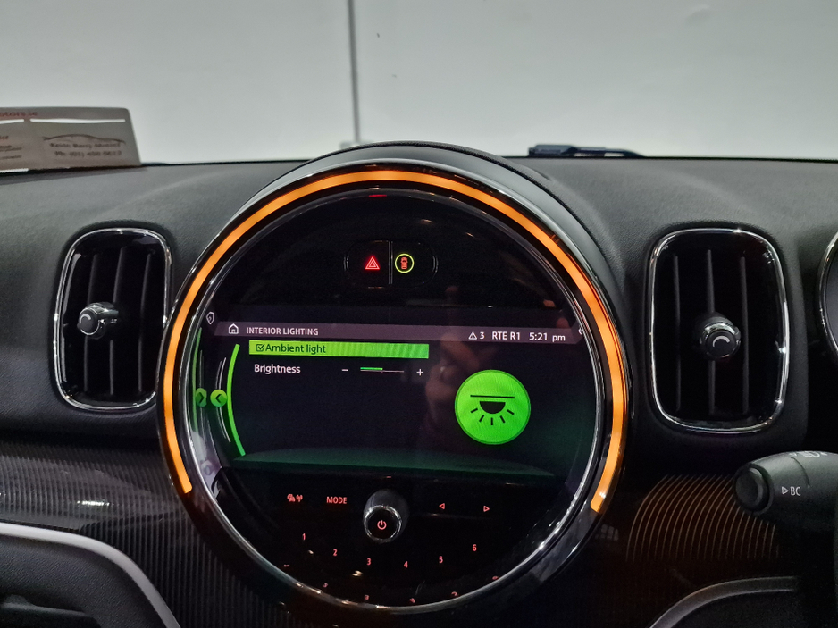 2021 MINI Countryman SE ALL4 EXCLUSIVE (PLUG IN HYBRID) AUTOMATIC **ONE OWNER / HUGE SPEC / APPLE CARPLAY / CRUISE CONTROL / FULL BLACK LEATHER / HEATED FRONT SEATS / REVERSE CAMERA / REAR TINTED GLASS / SAT NAV** €27,900