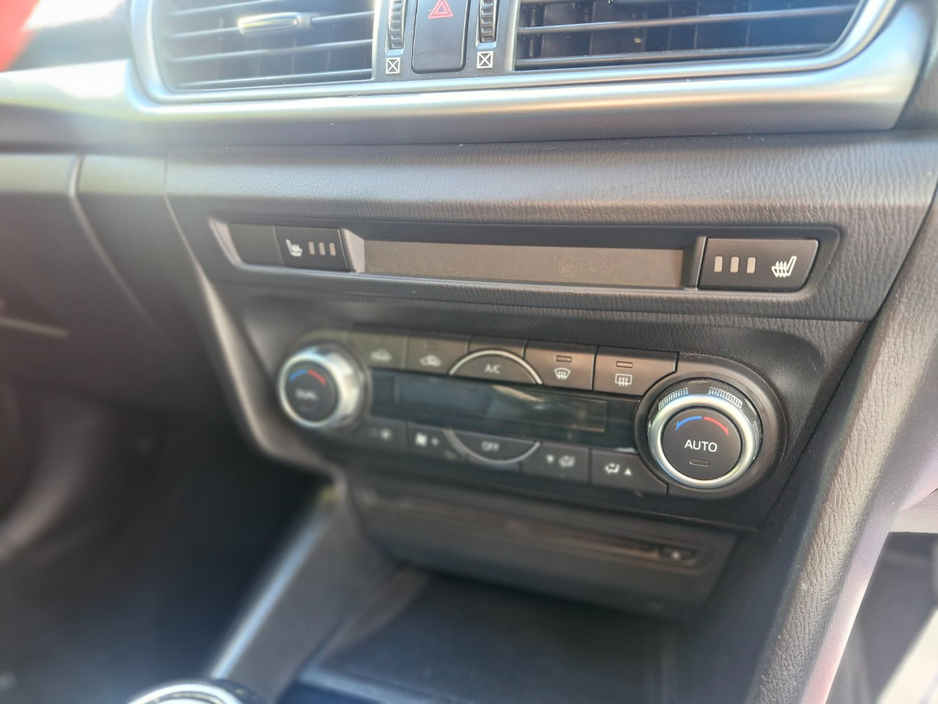 2018 Mazda Mazda3 - image 22