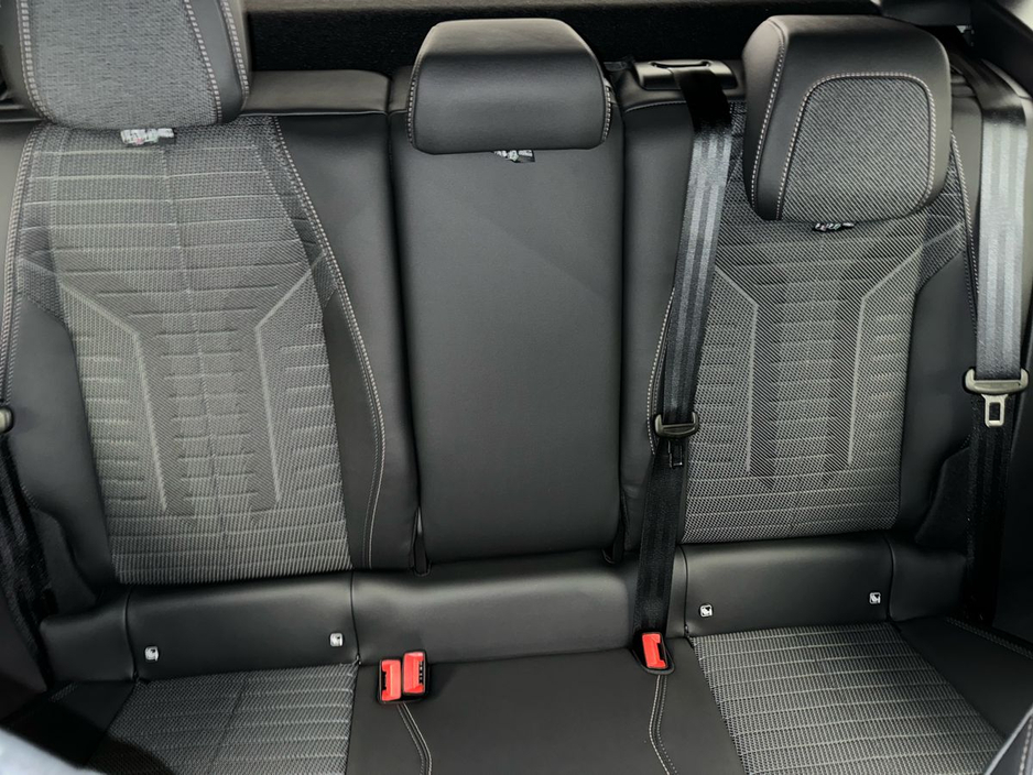 2026 Peugeot 3008 - image 24