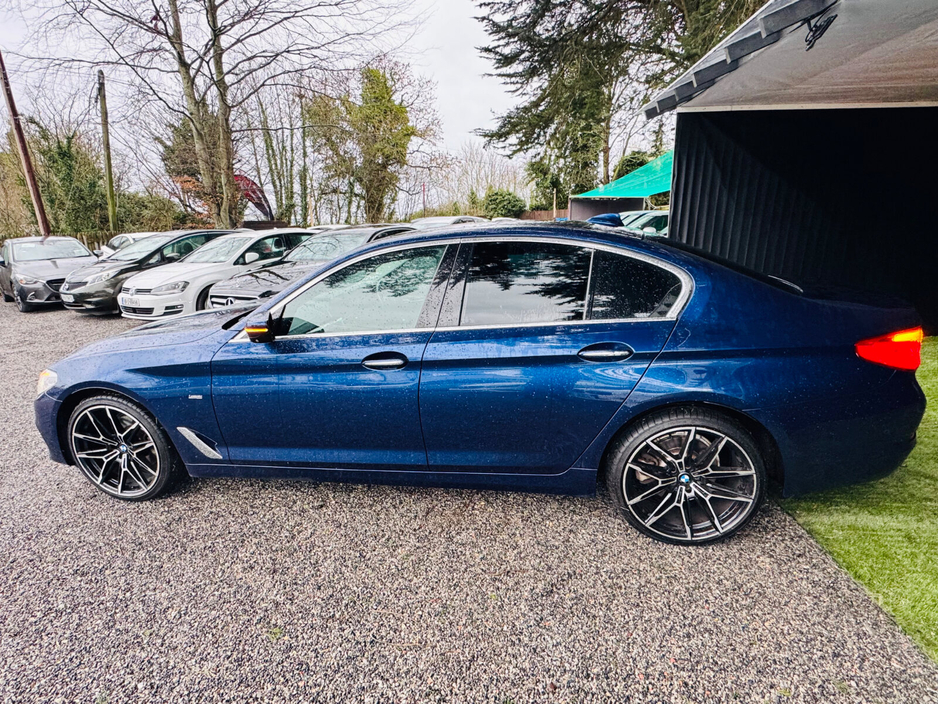 2018 BMW 5 Series - image 25