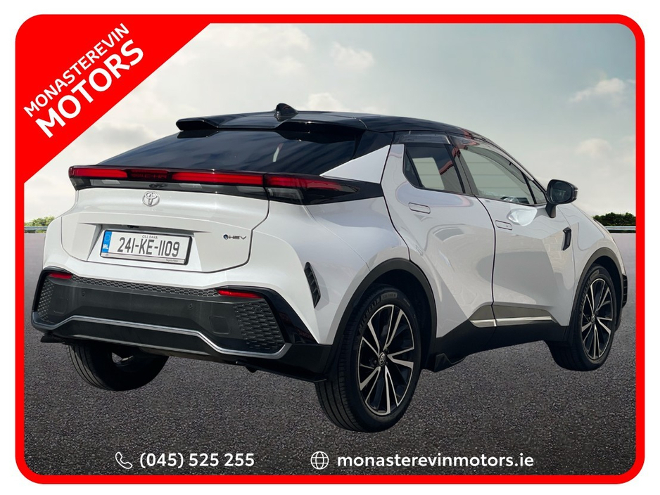 2024 Toyota C-HR - image 2
